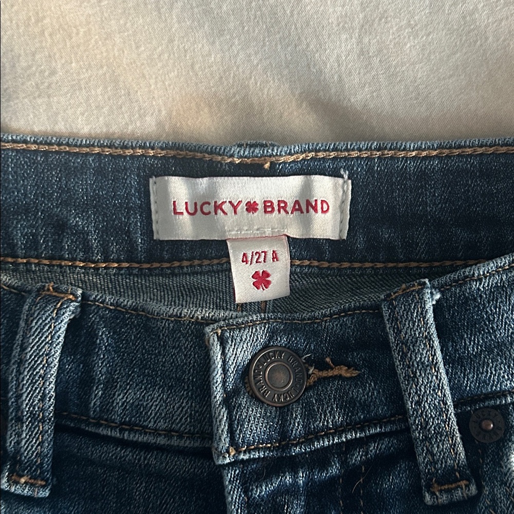 Lucky Brand Women's medium Blue Denim straight leg Jeans